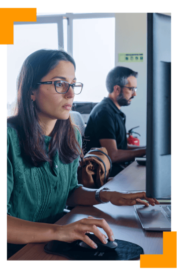 Cloud Architectes supervisant la stratégie d'informatique en cloud d'un client