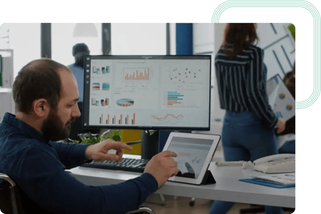 L'analyste commercial d'act digital conçoit des récits d'utilisateurs